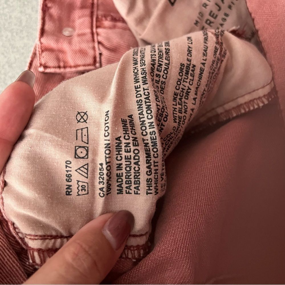 BDG Urban outfitters pink/faded red shorts w/ frayed hem waist 25” 100% cotton - Picture 6 of 9